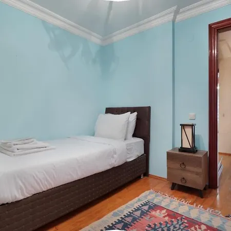 Gorgeous Private 3br 2ba W Bosphorus View Casa de Férias *