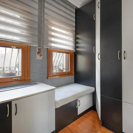 Gorgeous Private 3br 2ba W Bosphorus View * Istanbul
